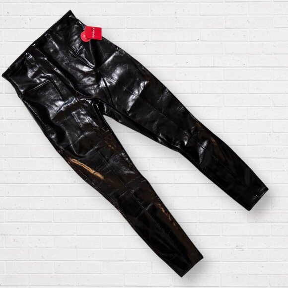 NWT SPANX Faux Patent Leather Black Shiny Leggings Regular Length Style 20301R - Picture 3 of 10